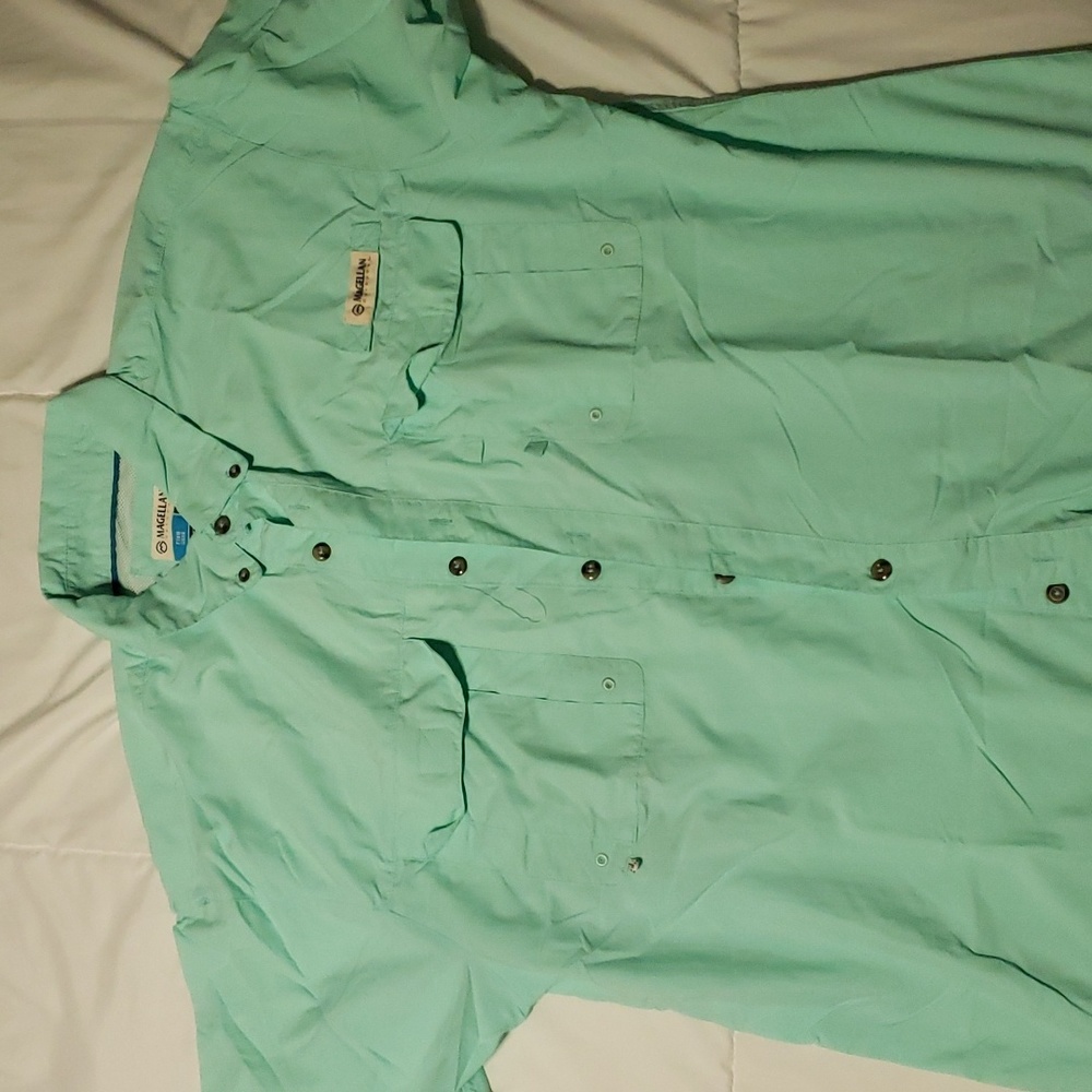 Magellan Large Teal Fishing Shirt
